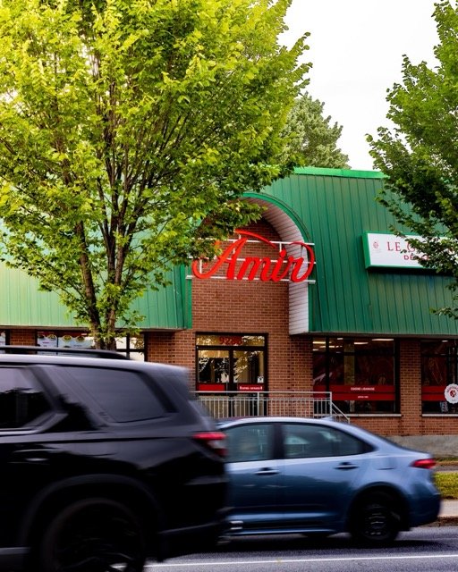 Amir food photography showing a fresh side salad.